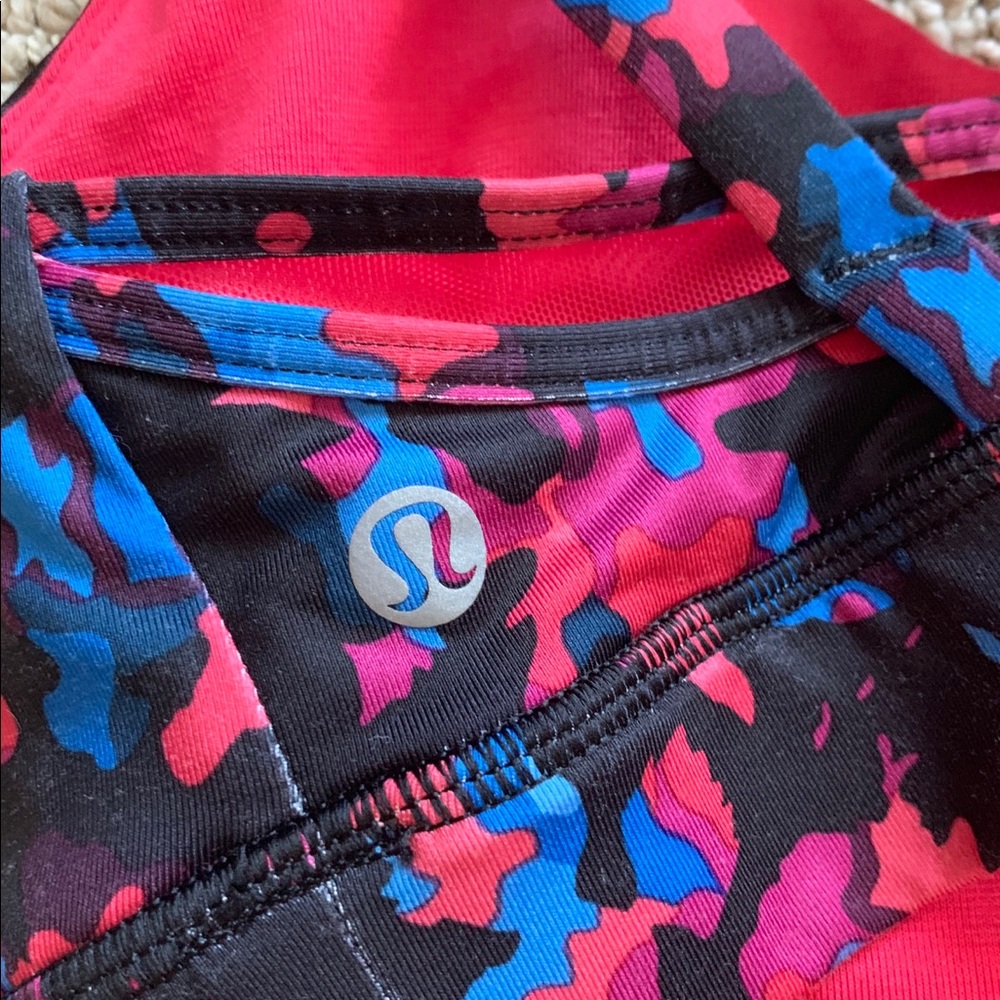 Lululemon workout top